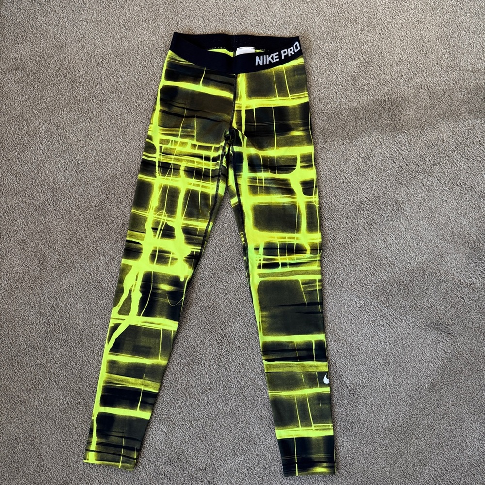 Nike Pro Electric Leggings